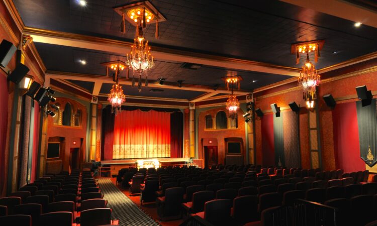 At the Movies: What the Heights Does Right