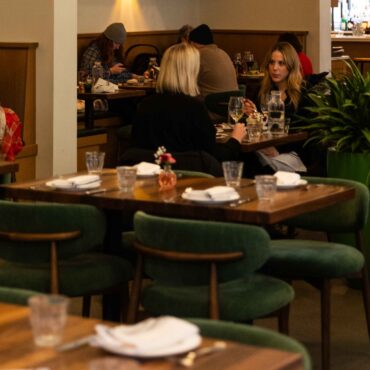 Local Restaurants Face an Extinction Event