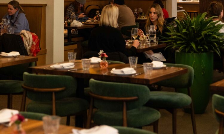 Local Restaurants Face an Extinction Event