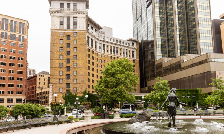 Craig Leipold, Local Businesses Buy Saint Paul Hotel