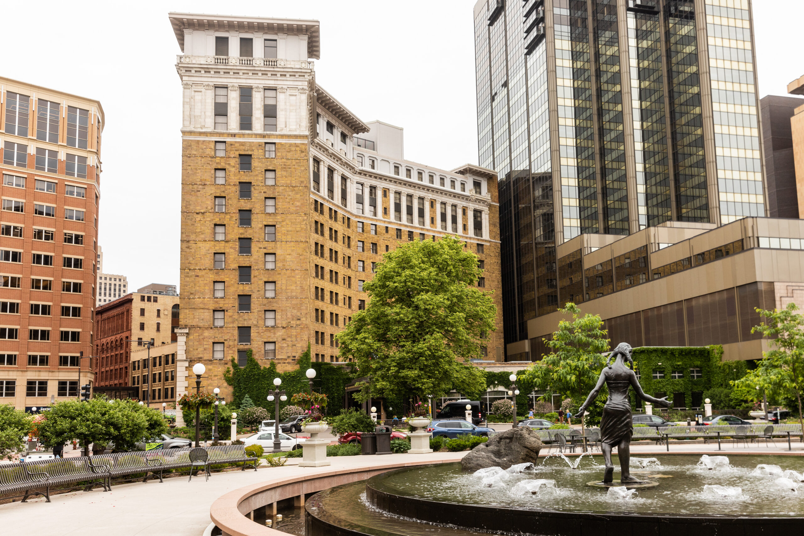 Craig Leipold, Local Businesses Buy Saint Paul Hotel