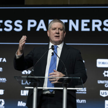 Kurt Zellers Steps Down as CEO of the MN Business Partnership